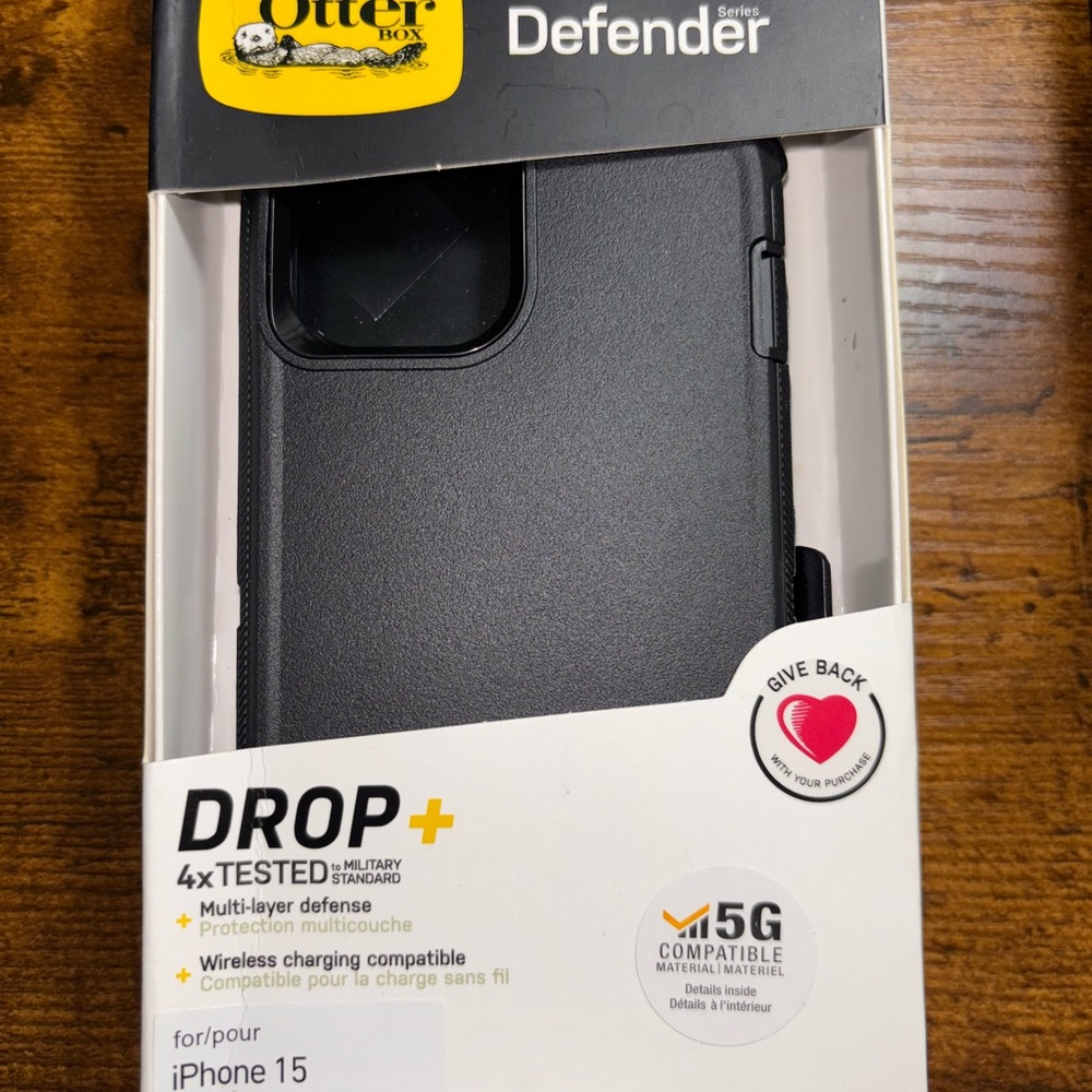 Defender Series Black Case for iPhone 15